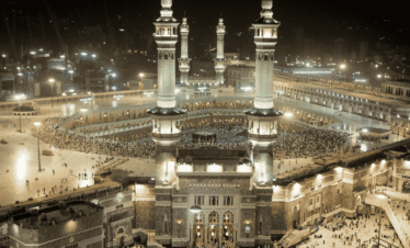 Luxury Umrah Package (14 Nights)